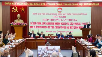 Hà Nội còn 36 người ứng cử đại biểu Quốc hội, 21 người xin rút