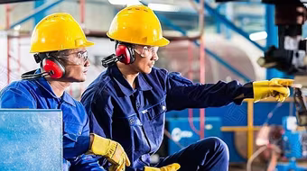 Người lao động tại khu công nghiệp sẽ được theo dõi sức khỏe điện tử