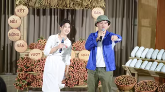 Nghệ sĩ Xuân Bắc livestream "chốt" hàng nghìn đơn hàng vải thiều trong 30 phút