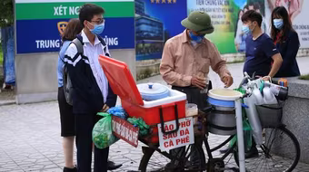 Hà Nội: Lao động tự do bị ảnh hưởng COVID-19 được hỗ trợ 1,5 triệu đồng