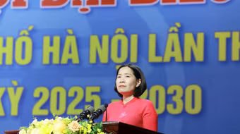 Bà Lê Kim Anh tái đắc cử Chủ tịch Hội Liên hiệp Phụ nữ thành phố Hà Nội