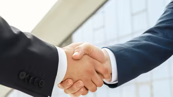 Tập đoàn tài chính Manulife đạt thỏa thuận chuyển nhượng MVI Life tại Việt Nam cho Asahi Life