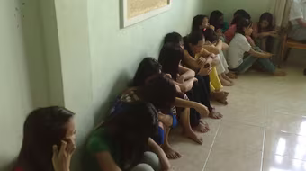 Một vụ tuyển vợ trái phép