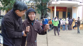 Tết sớm ở vùng “rốn” lũ