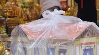 Cõi âm cũng… ngốt(!?)