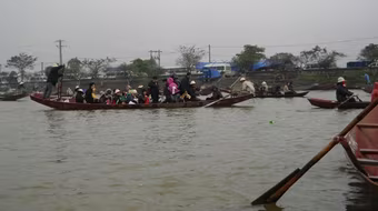 Cần “xử” nghiêm khi mới khai hội