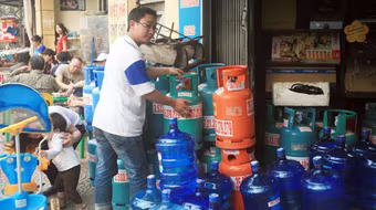 Tăng ồ ạt, giảm nhỏ giọt 