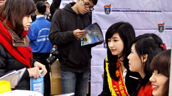 Nhiều trường thay đổi “chiến thuật” 