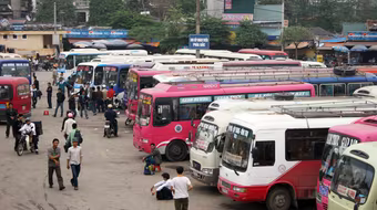 Xăng hạ, giá vận tải... đứng im