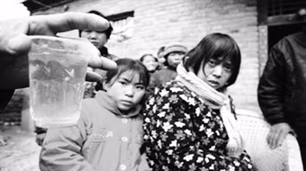  Nghỉ hè ở “làng ung thư” 