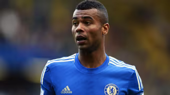 Cole trên đường trở thành tượng đài