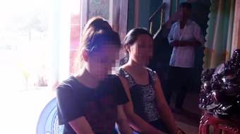 Khóc dở vì vỏ bọc hôn nhân ngoại - Mua dây buộc mình 