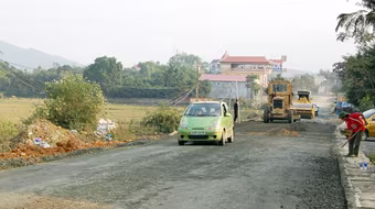 Phí sử dụng đường bộ chưa hợp lý