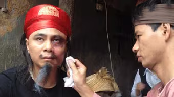 Phim Tết 2013 - Cười là chính