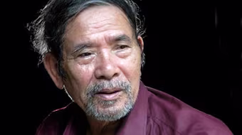 Nhà văn Lê Lựu khóc!