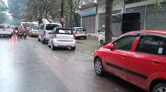 Thuê xe tự lái: Rủi ro luôn rình rập