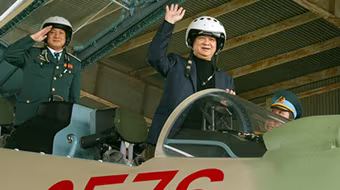 Nâng cao sức mạnh, bảo vệ vững chắc vùng trời Tổ quốc