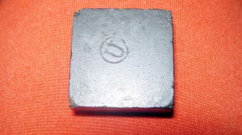 Kỳ bí viên đá cứu người