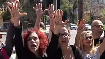 Sốc vì “đơn thuốc” giải cứu