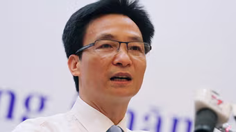 Giá xăng tăng vì... đã dùng hết quỹ bình ổn