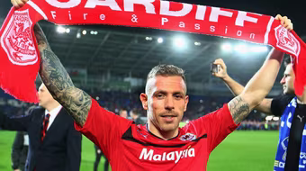 Sau 51 năm, Cardiff City lên Premier League