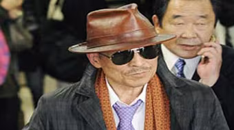 Mafia Nhật ra tạp chí thơ và câu cá