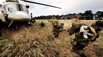 Nga bất ngờ tập trận quy mô lớn