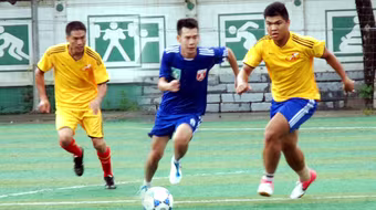 Đội bóng Hội Nhà báo TP Hà Nội tiếp mạch chiến thắng