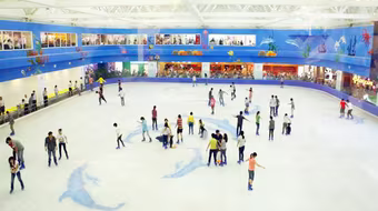 Khai trương Vincom Mega Mall Royal City: Đón hàng vạn khách mua sắm, vui chơi đầu tiên