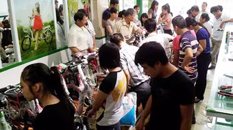 Xe đạp điện đắt khách