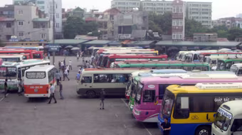 Gửi tiền qua xe khách, đùa với rủi ro