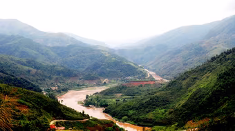 Kẻng Mỏ - ngọn nguồn của sông Đà trên đất Việt