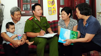 Phải quản lý dân cư qua hệ thống máy tính