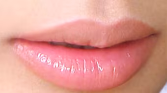 Để giữ môi hồng tự nhiên