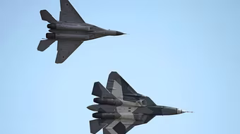 Máy bay đâm nhau, 1 phi công thiệt mạng