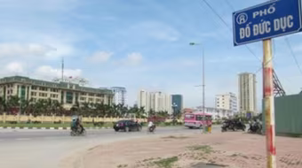 Lời mời gây đổ máu