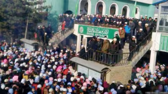 Tranh giành thức ăn, 14 người chết thảm