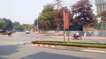 Giải quyết “điểm nóng” chợ giày vỉa hè