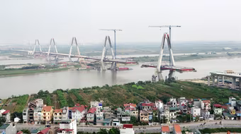 Hoàn thành cầu Nhật Tân, cầu Đông Trù trong năm 2014