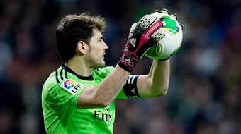 Casillas đi vào lịch sử