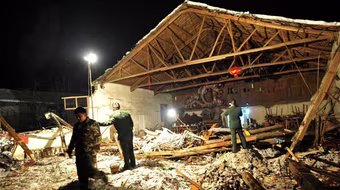 Sau đám cưới là 10 đám tang