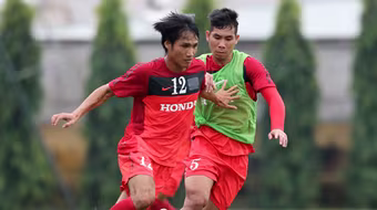 Nhìn từ danh sách tập trung của ĐT Việt Nam: Vui là chính!