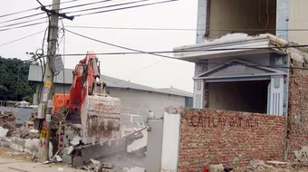 Xử lý công trình không phép, sai phép: Không thể phạt tiền cho tồn tại