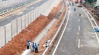 Siết chặt đầu tư công