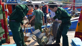 Bị phạt vì vận chuyển trai quý hiếm