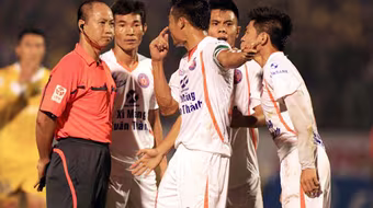 “Cải tổ” trọng tài V-League 