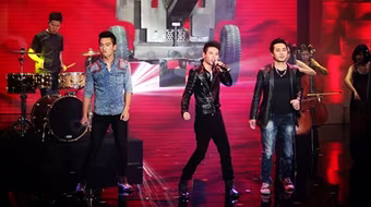 Đừng để lai căng!