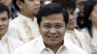 Con trai cựu Tổng thống Philippines bị bắt vì tham nhũng