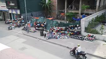 Mũ bảo hiểm rởm vẫn được bán tràn lan