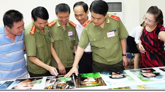 Nhân lên nét đẹp của người chiến sĩ Công an Thủ đô